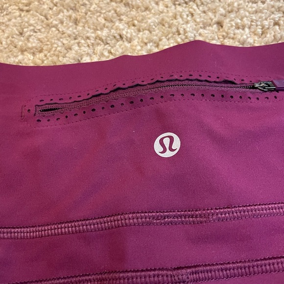 lululemon athletica Pants - Lululemon Cropped Leggings size 4